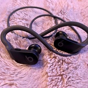 Beats Powerbeats